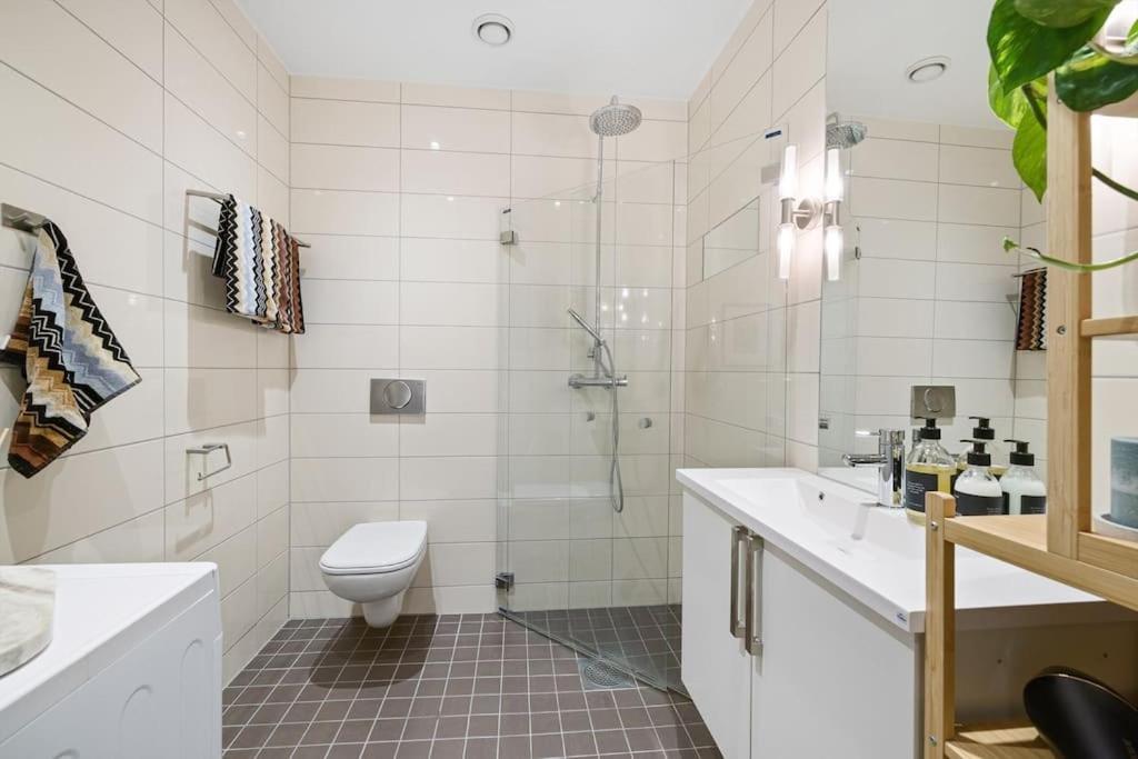 Modern 2Bed Room Sea View Apartment @ Oslo Barcode Luaran gambar
