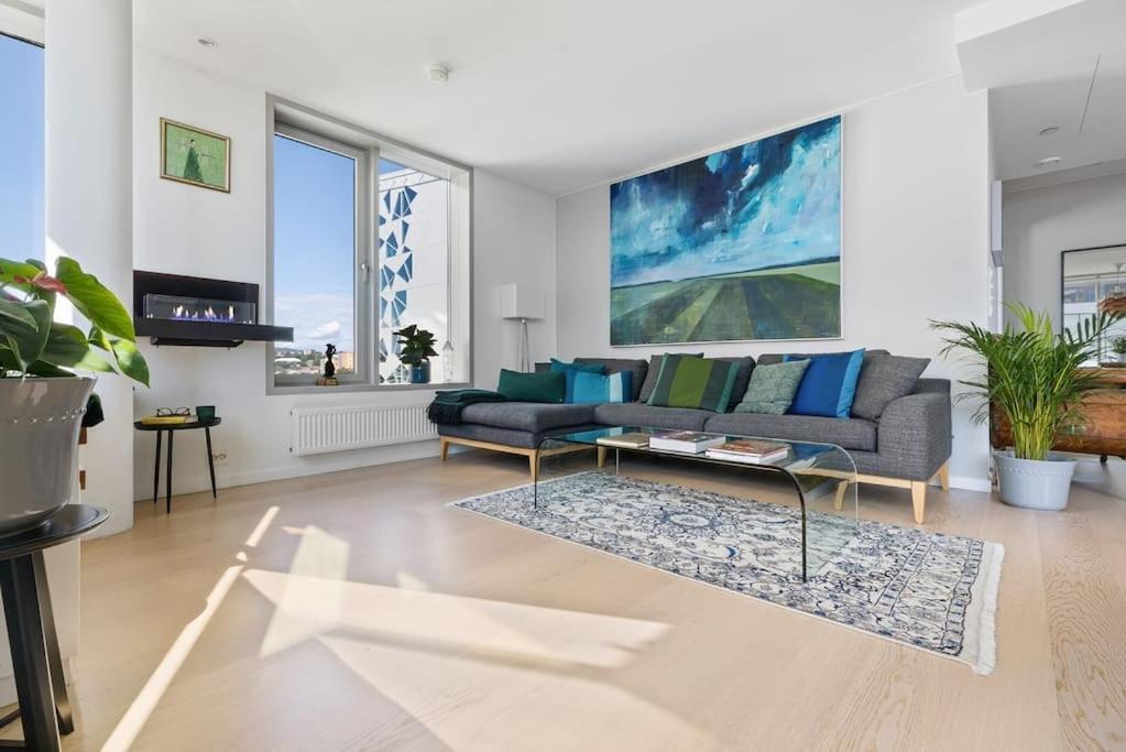 Modern 2Bed Room Sea View Apartment @ Oslo Barcode Luaran gambar